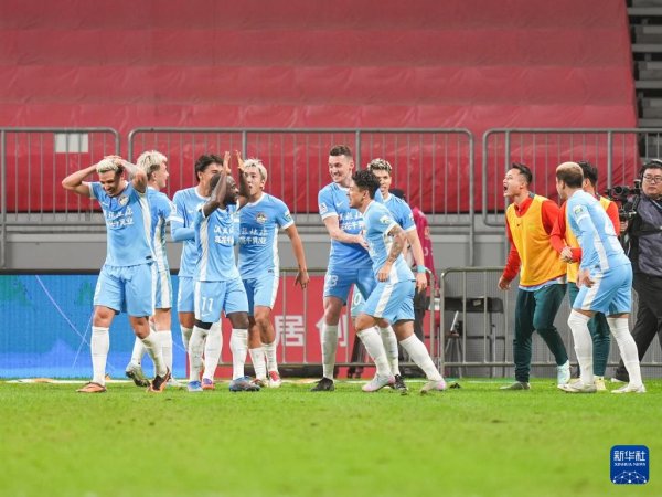 广州米牛 中超联赛：成都蓉城不敌河南俱乐部酒祖杜康